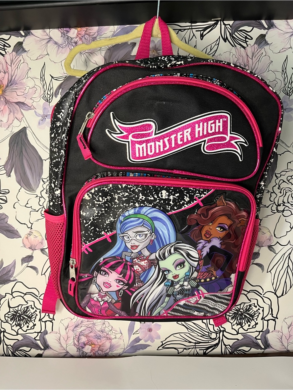 Monster High Girls Large 16” Black Pink Polyester Backpack Padded Back Zip New